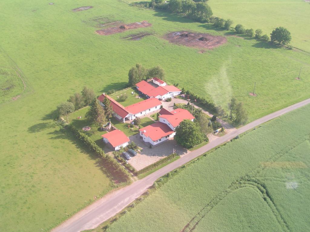 Landhotel Pathes Hof Volkenshagen Eksteriør billede